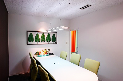福岡の照明デザイン事務所ライトニックの快適なオフィス照明の作り方