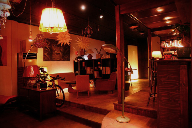 福岡の照明デザイン事務所ライトニックの珈琲ショップ”森のルーチェ”